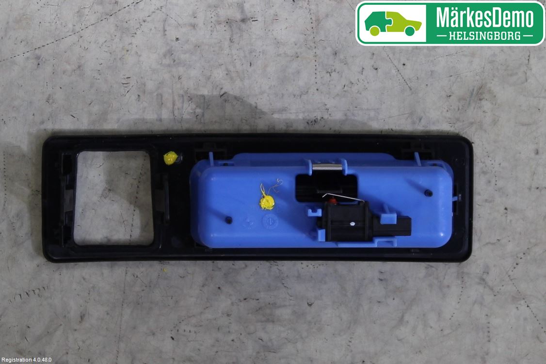 BMW 3 F30/F31/F80 12-19 Bakluckehandtag