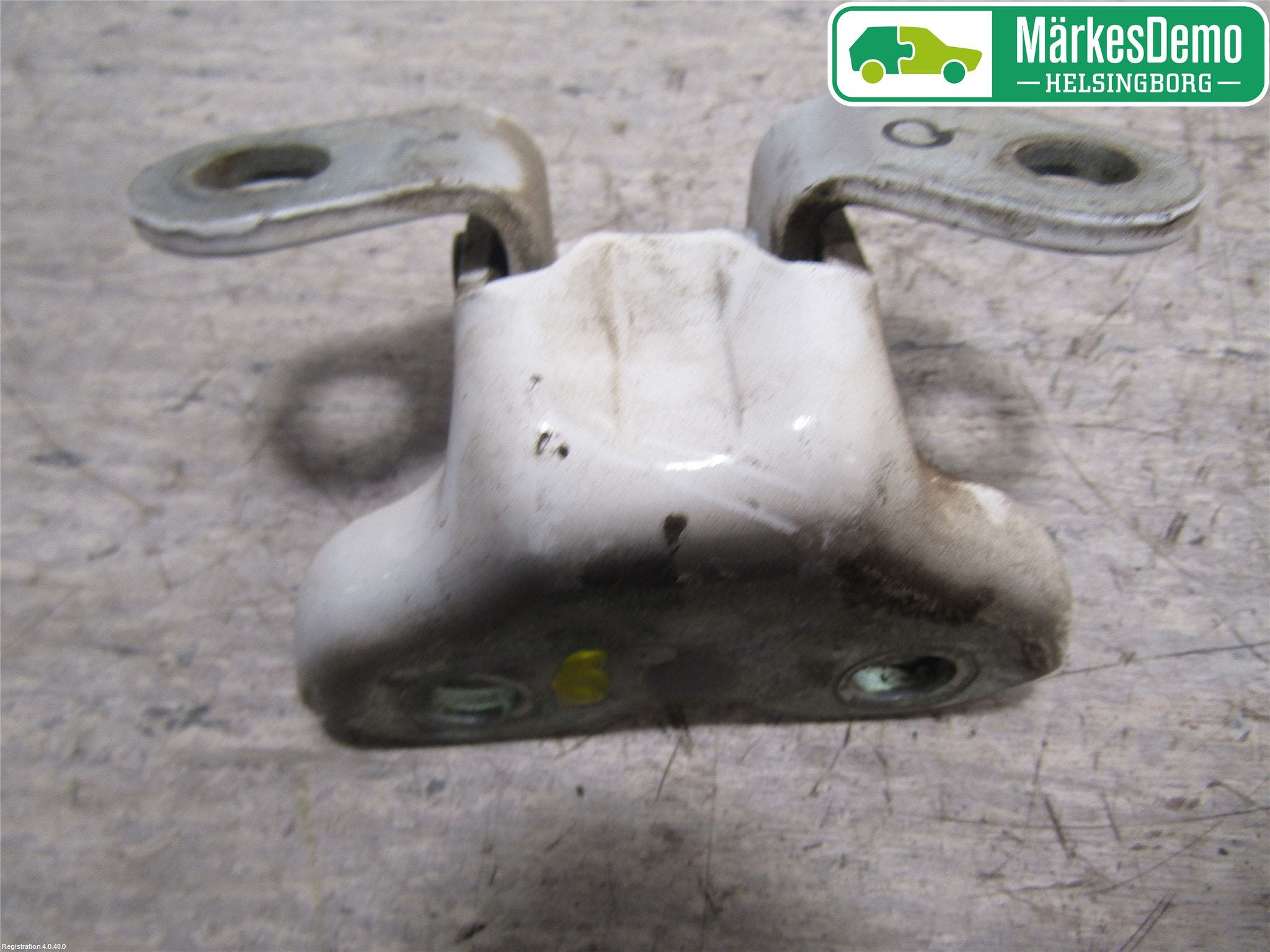 Toyota HILUX 05-16 Dörrgångjärn