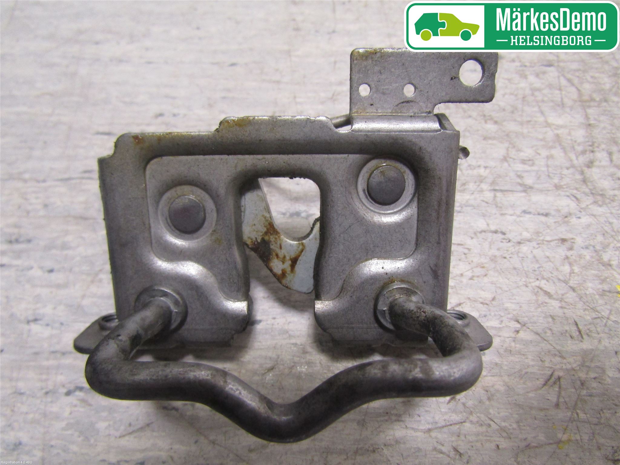 BMW X3 F25 10-17 Huvlås