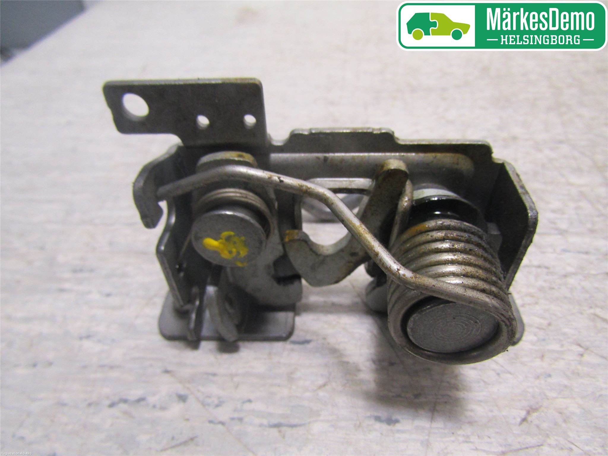 BMW X3 F25 10-17 Huvlås