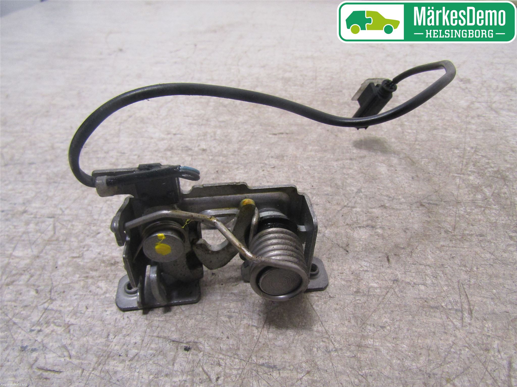 BMW X3 F25 10-17 Huvlås