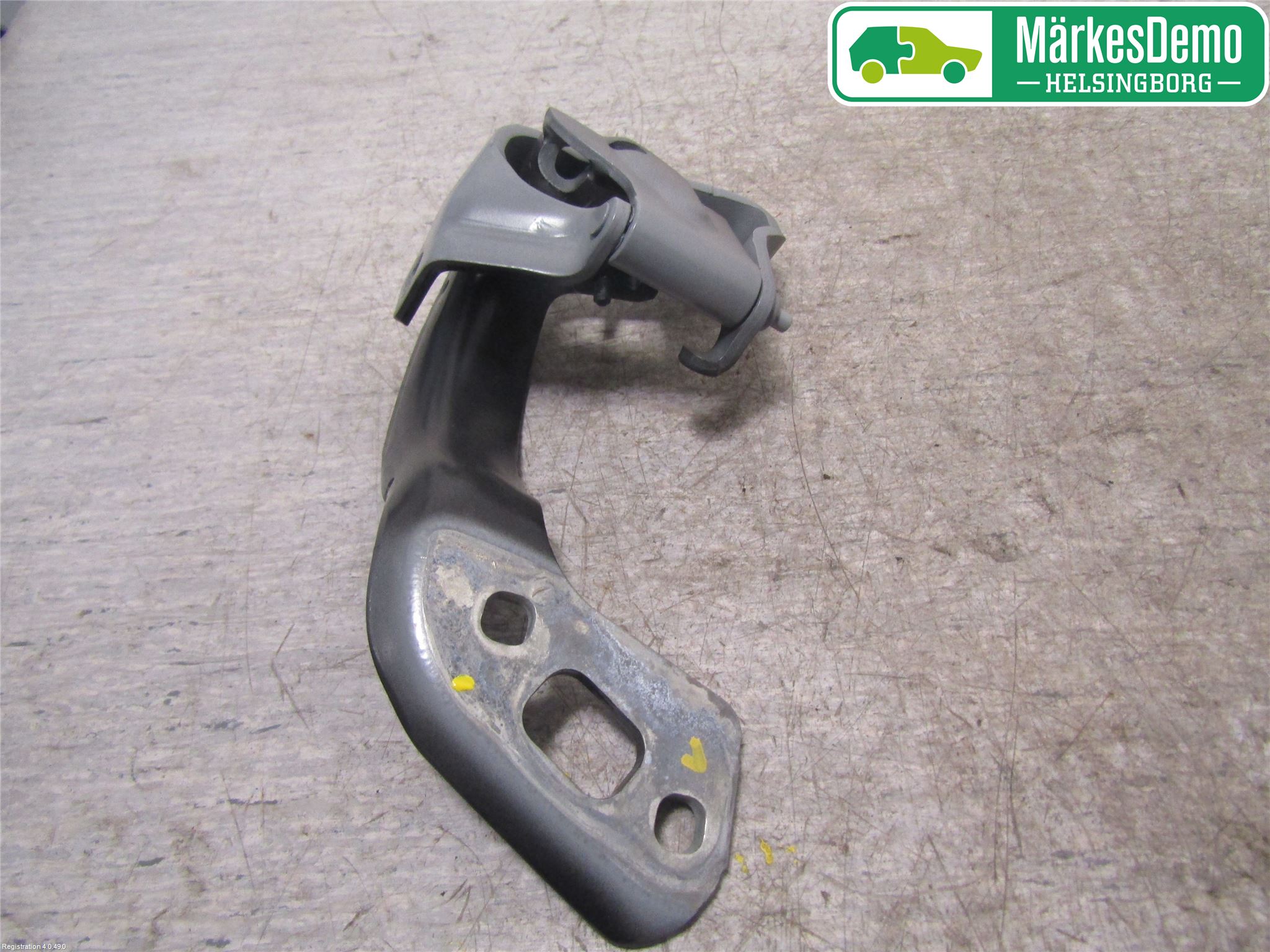 Audi A4/S4 08-11 Bakluckegångjärn Vä