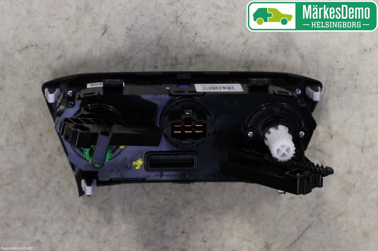 Hyundai i20 GB 15-20 Värmereglage