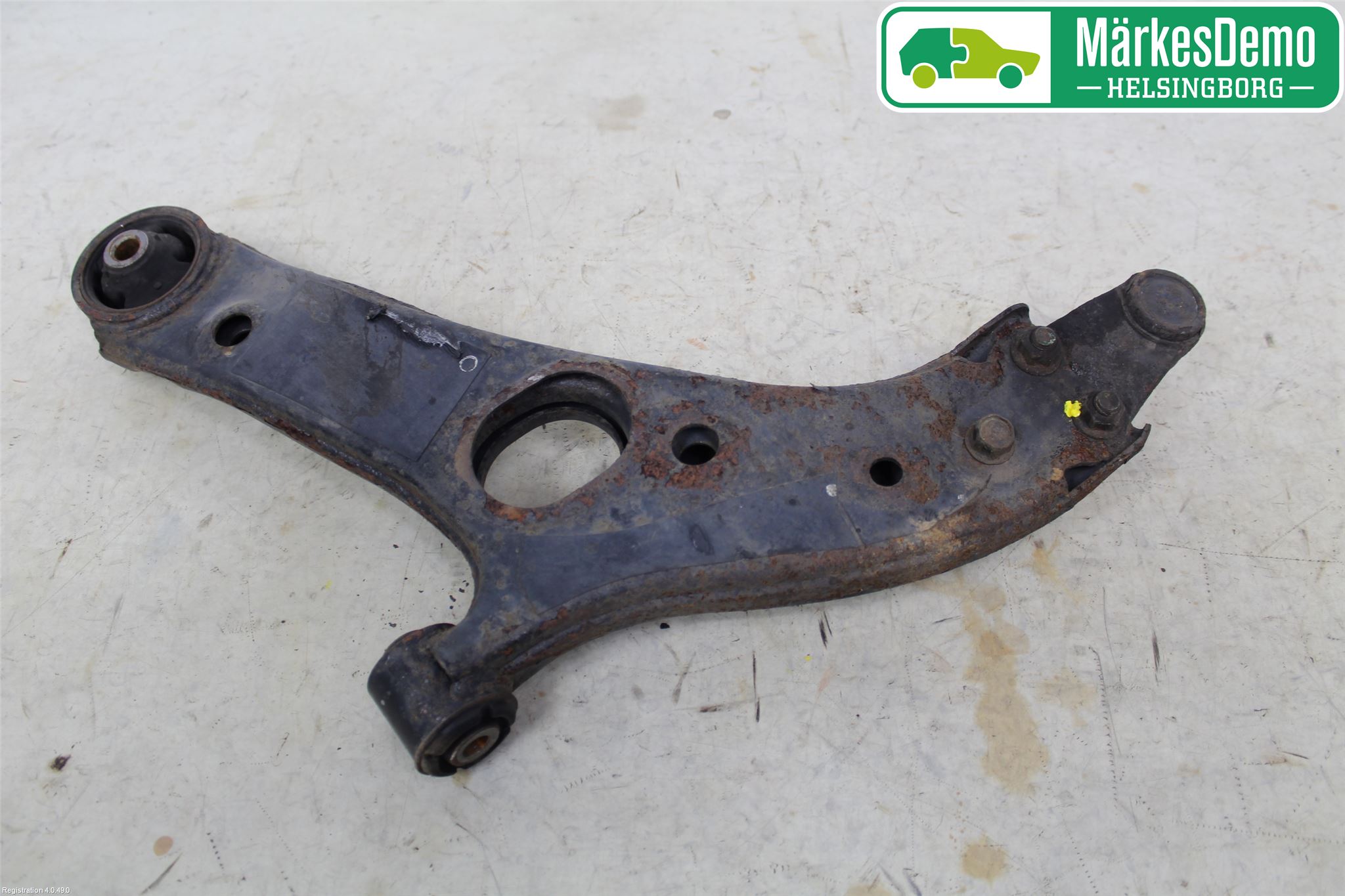 Kia OPTIMA 00-15 Bärarm Fram Undre Hö