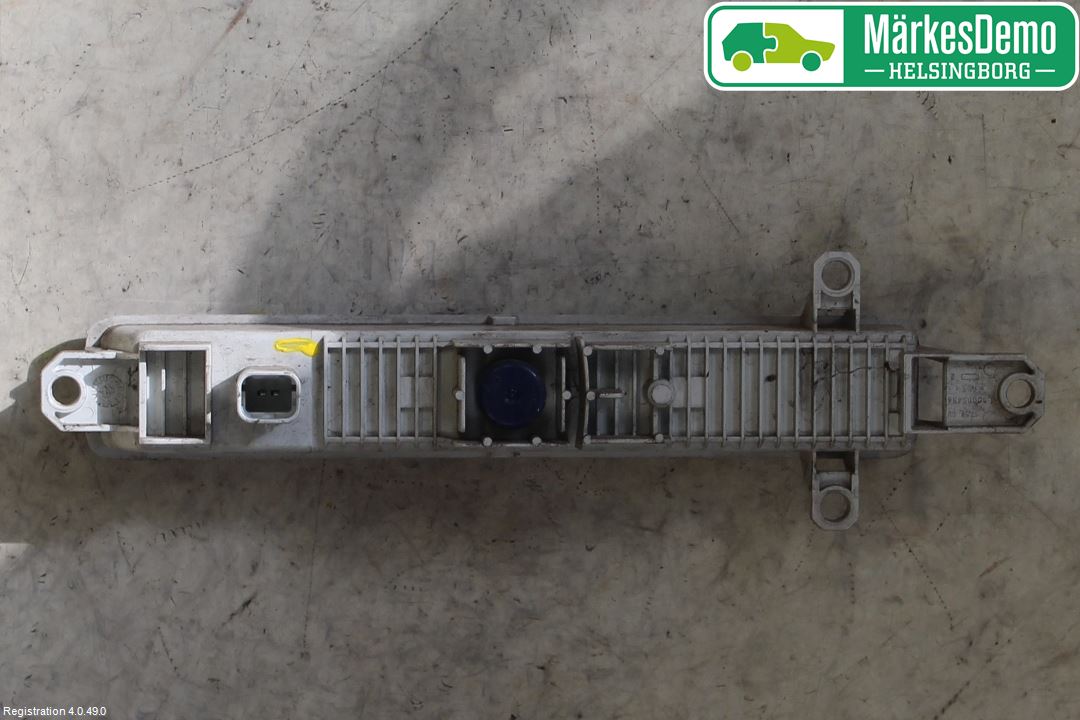 Toyota AYGO 06-14 Positionsljus Fram Hö