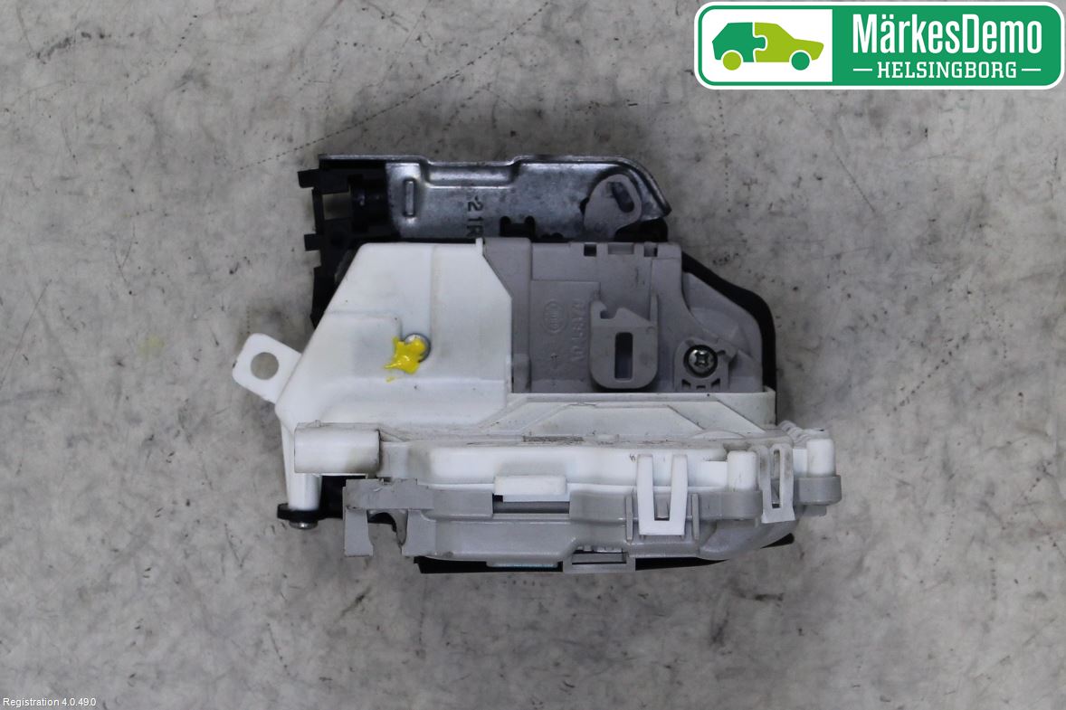 Audi TT/TTS/TT RS 15- Centrallåsmotor Höger