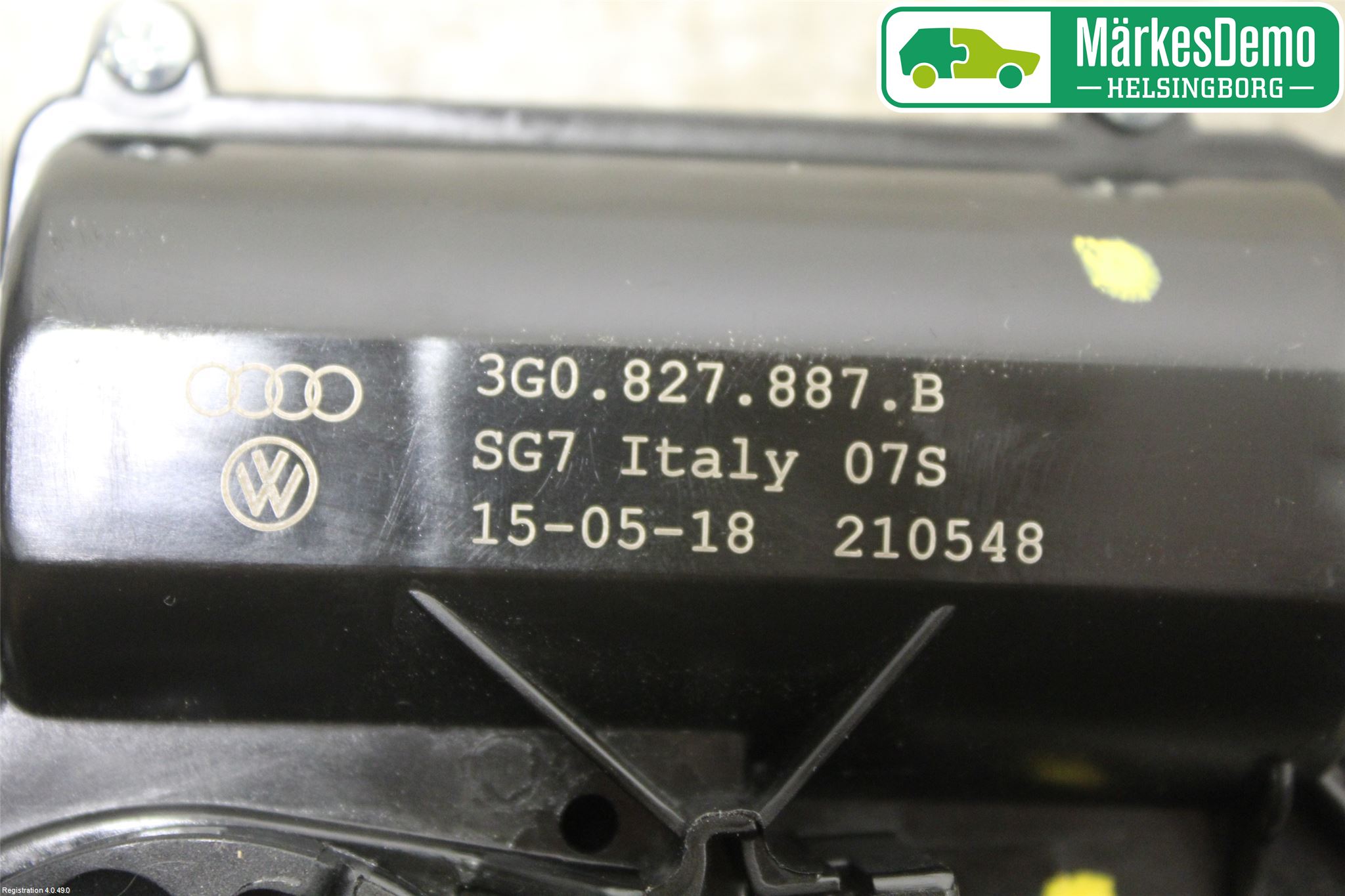 Volkswagen VW PASSAT 15-19 Bakluckeöppnare Automatisk