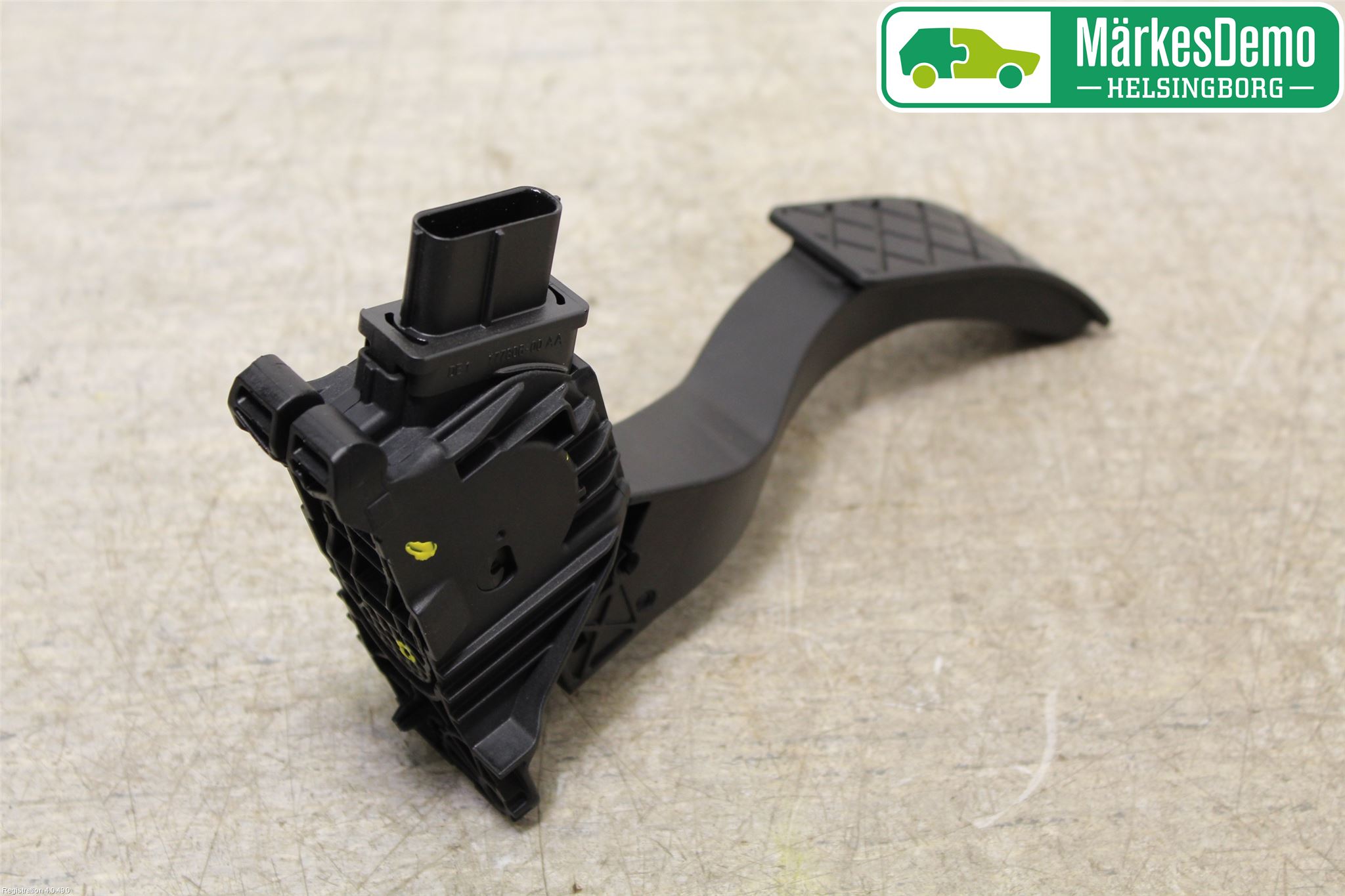Volkswagen VW PASSAT 15-19 Gaspedal