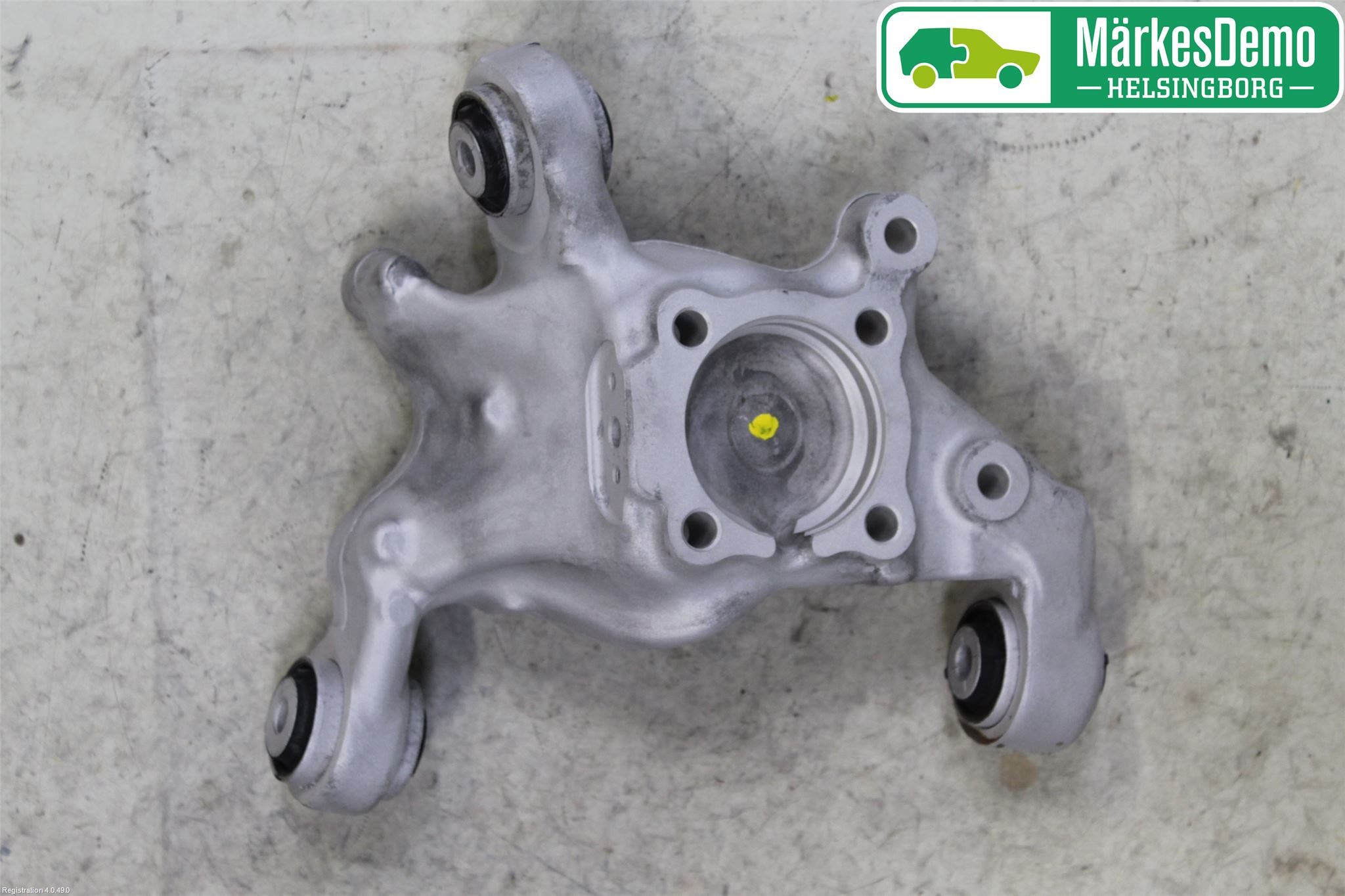 Mercedes-Benz MB A-KLASS (W176) 13-18 Hjullagerhus-Spindel Vä B