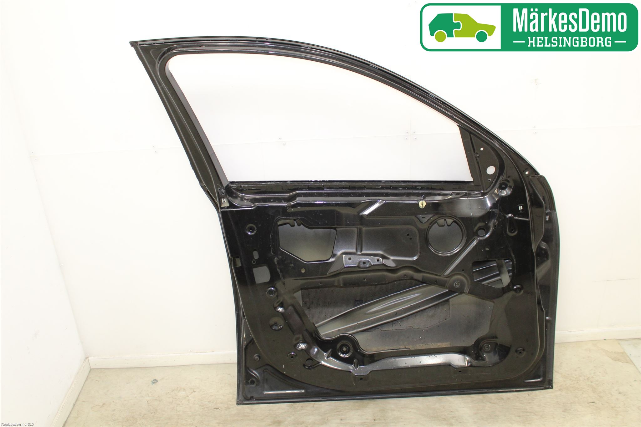 BMW X6 E71/E72   08-14 Dörr Fram Vänster