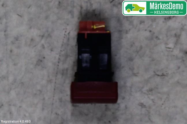 Peugeot PARTNER 16-18 Strömställare Varnings