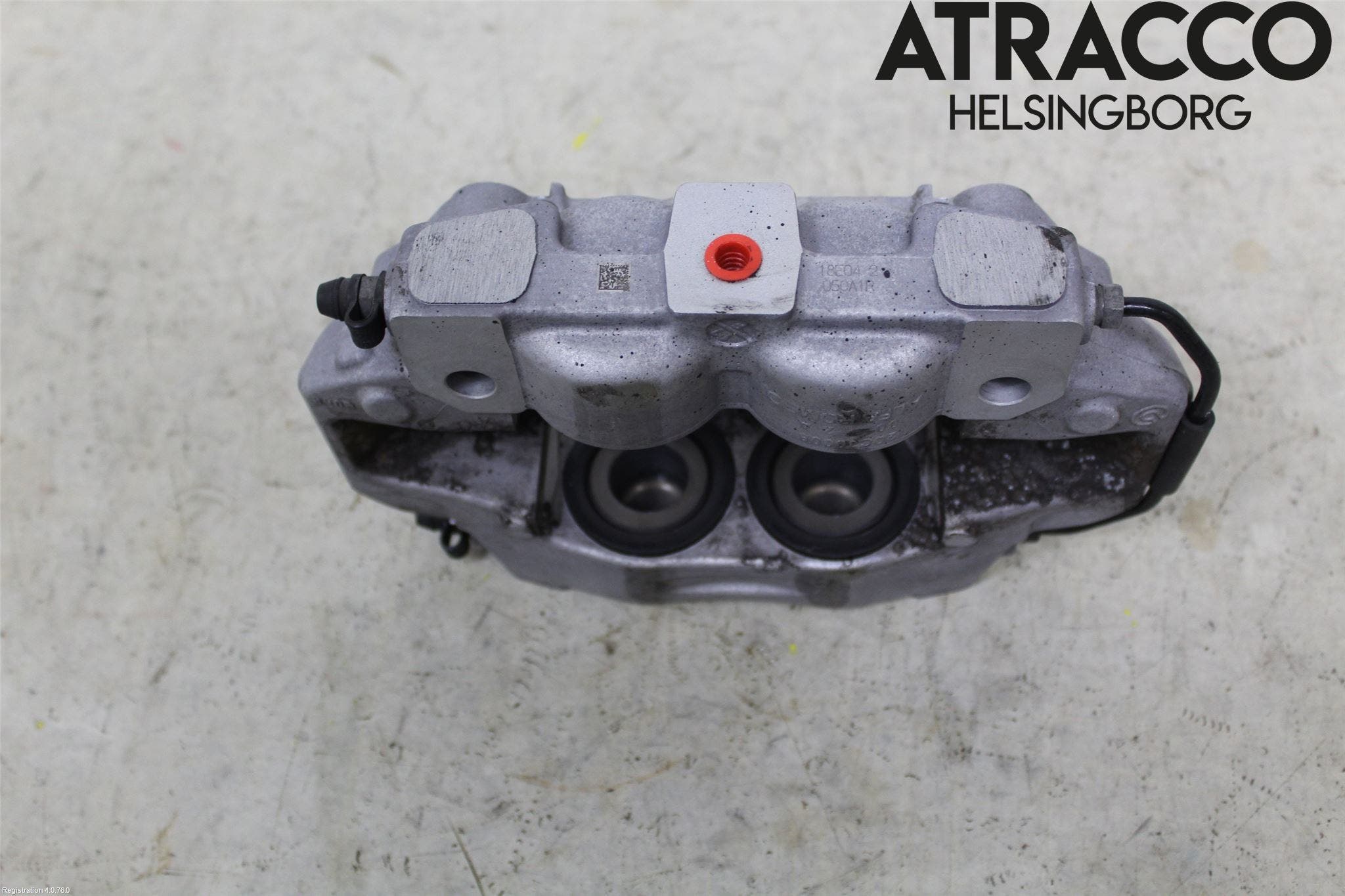 Alfa GIULIA Bromsok Fram Höger