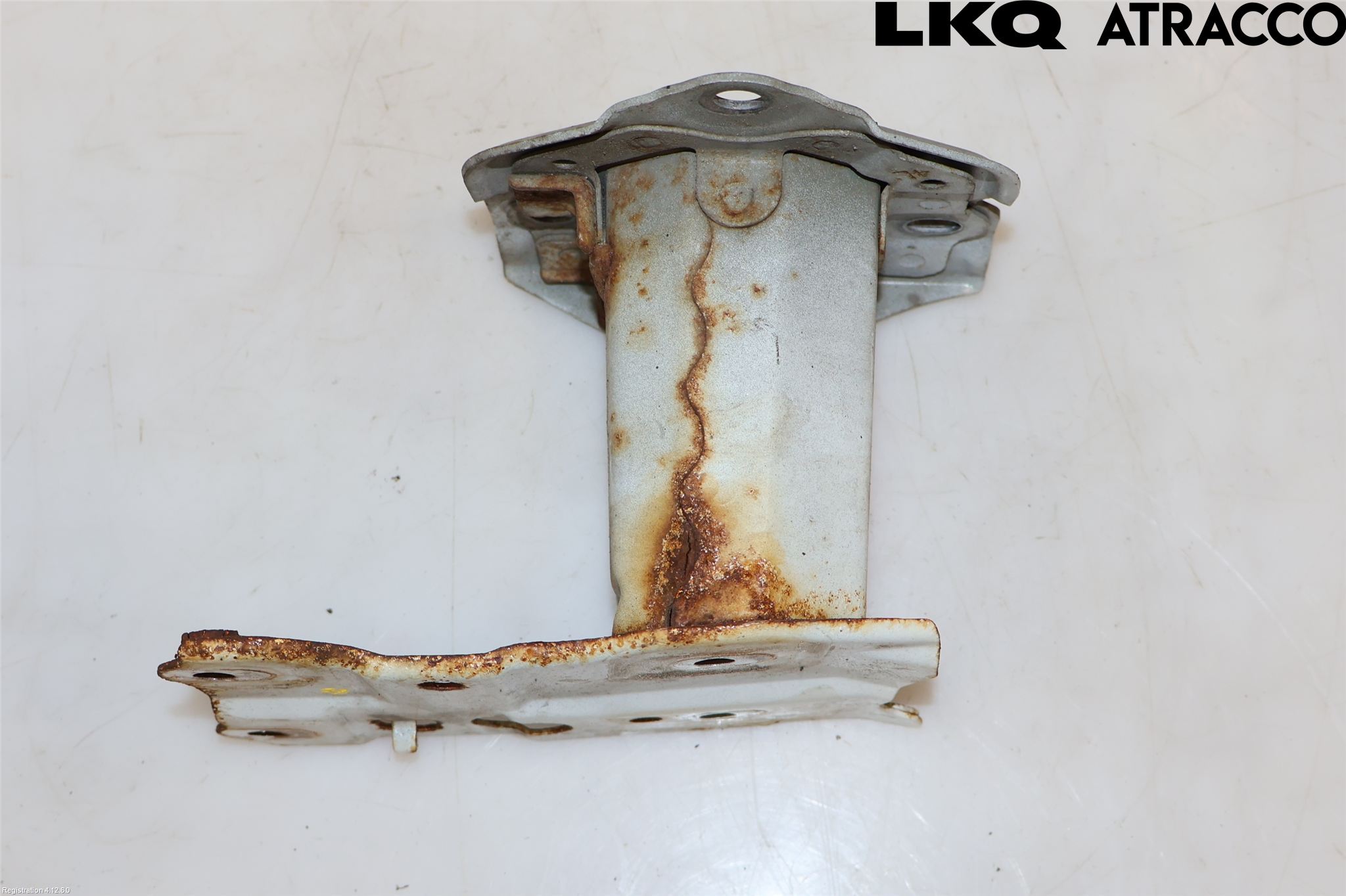 Toyota VERSO 09-18 Stötfångarbärjärn Bak