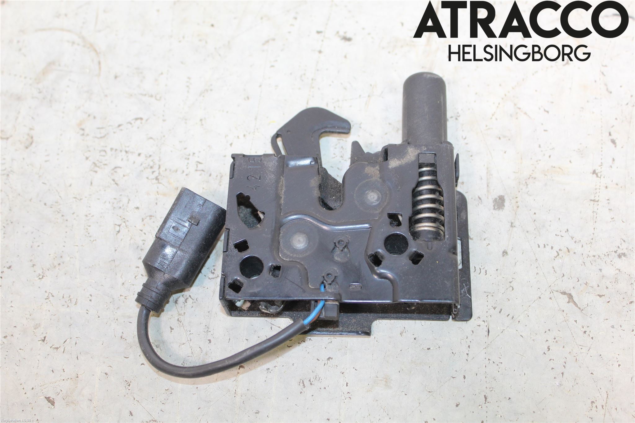 Audi A4/S4 B9 16-19 Huvlås