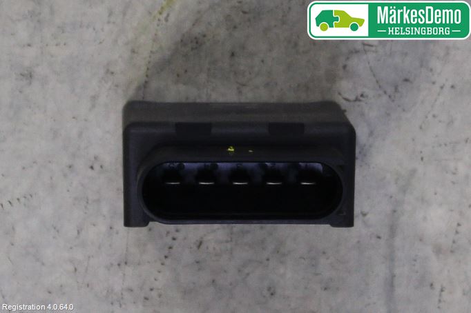 Volkswagen VW PASSAT 15-19 Styrenhet Bränslepump