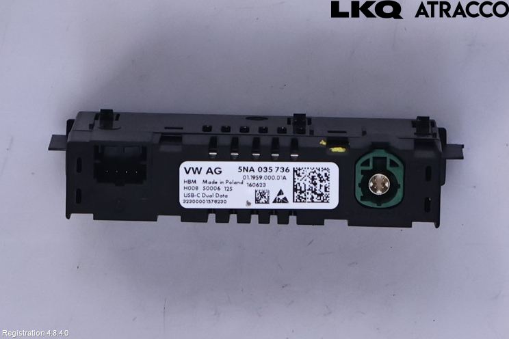 Volkswagen VW CRAFTER II / E-CRAFTER 17- Usb Connection