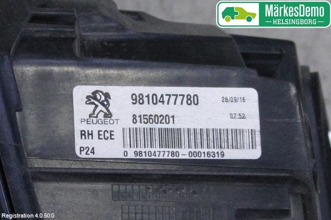 Peugeot 3008 17-24 Bakljus Lucka Hö