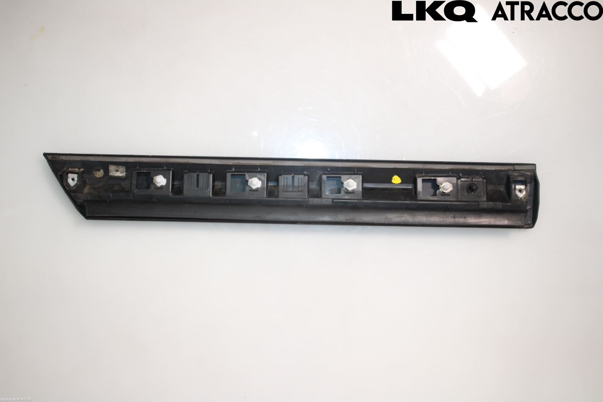 Volkswagen VW PASSAT 15-19 Dörr Dekorlist Bak Hö