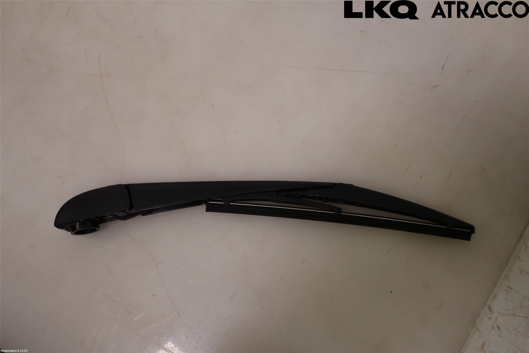 Toyota YARIS XP21 20- Torkararm-Bakruta