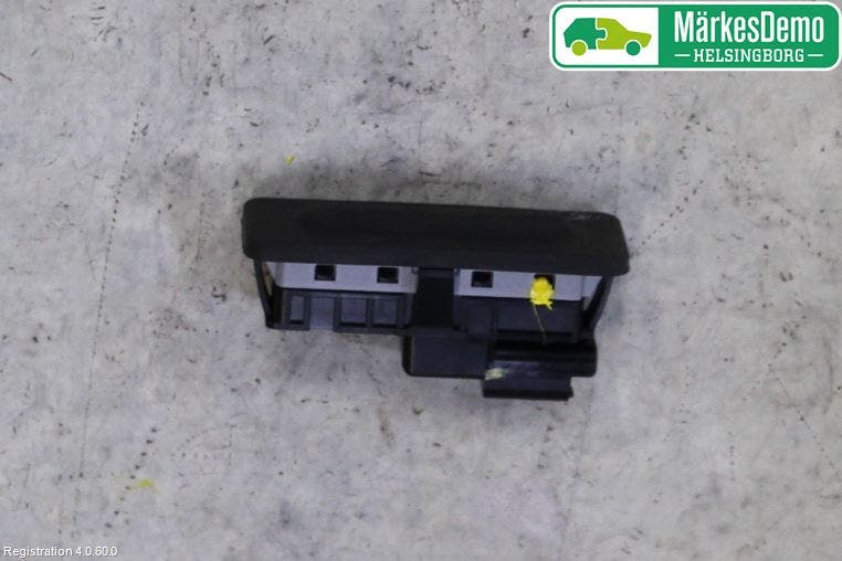 Peugeot 3008 17-24 Bakluckehandtag