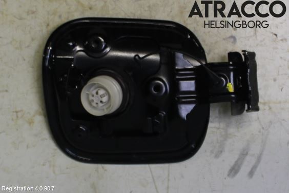 Toyota C-HR 16-23 Tanklucka
