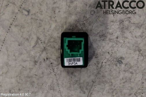 Nissan LEAF 11-17 Strömställare Tanklucka