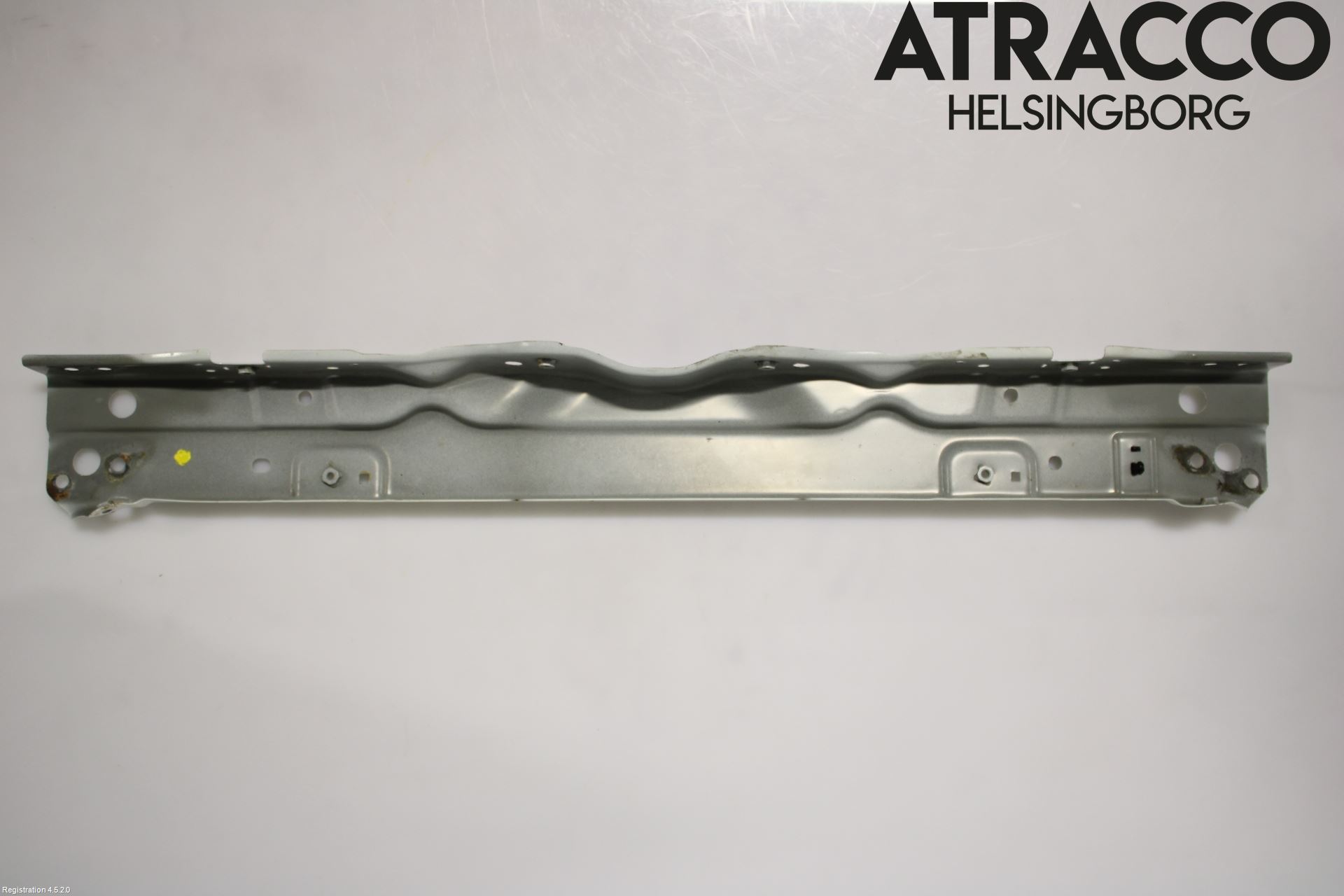 Isuzu D-MAX Front Huvlåsplåt-Balk