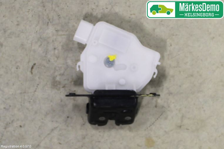 Toyota AURIS 13-19 Låskista Baklucka