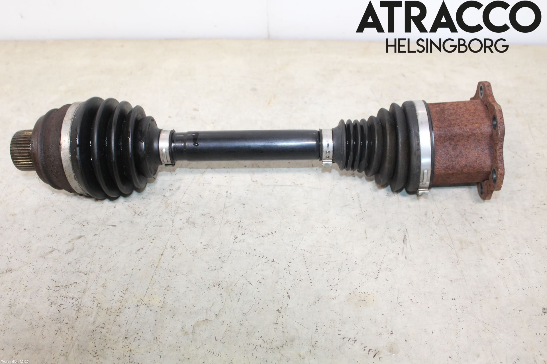 Audi A4 12-15 Drivaxel Fram Vänster