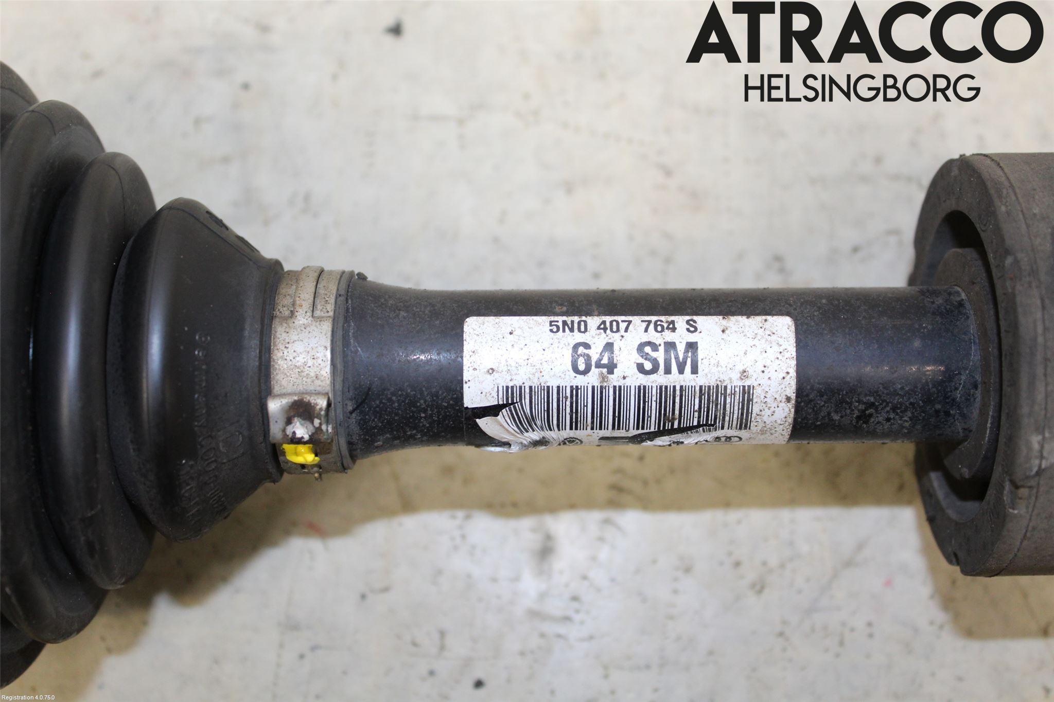 Volkswagen VW TIGUAN 07-16 Drivaxel Fram Höger