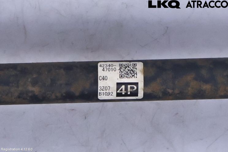 Toyota YARIS CROSS XP21 21- Drivaxel Bak Höger