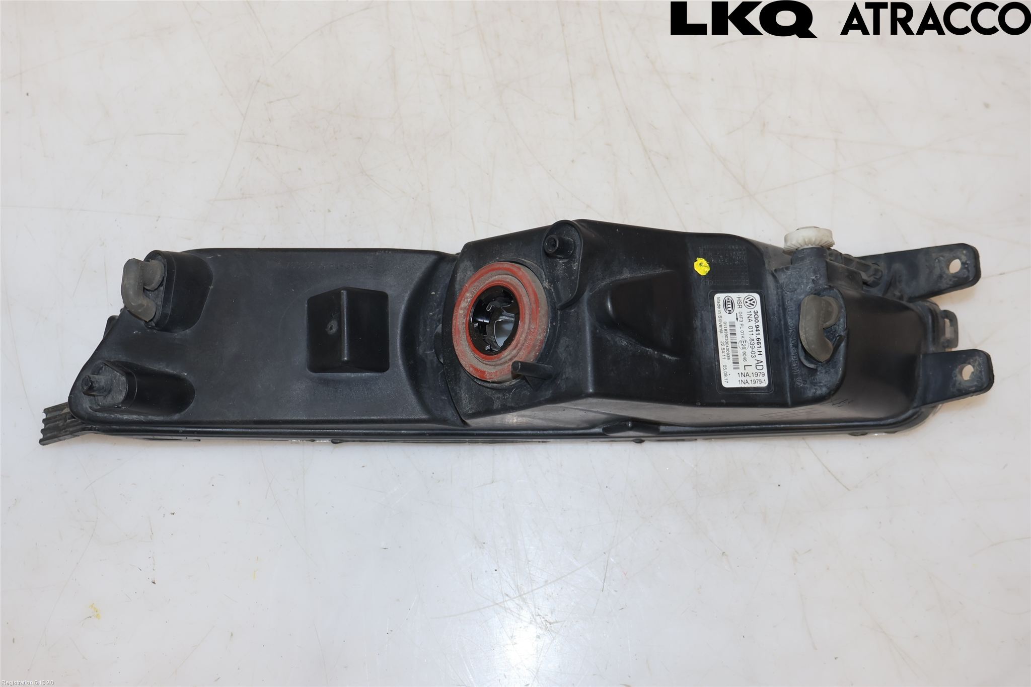 Volkswagen VW PASSAT 15-19 Dimljus-Varselljus Fram
