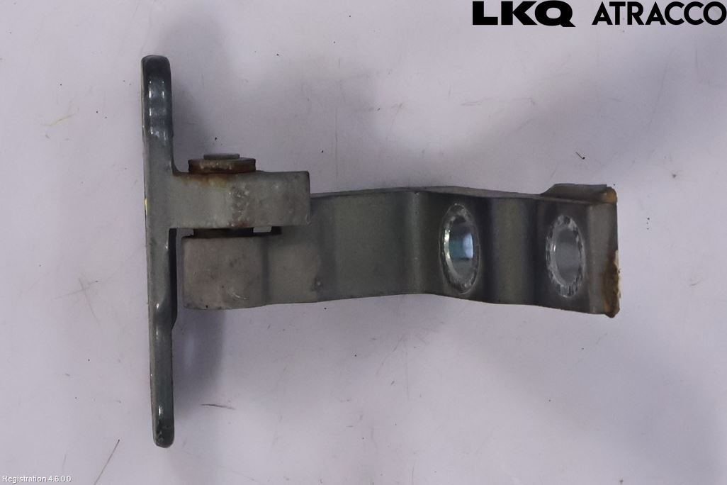 Volvo XC60 18- Dörrgångjärn