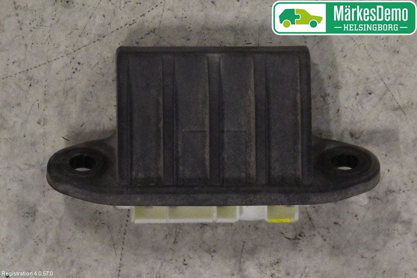 Lexus NX 300h 15-21 Bakluckehandtag