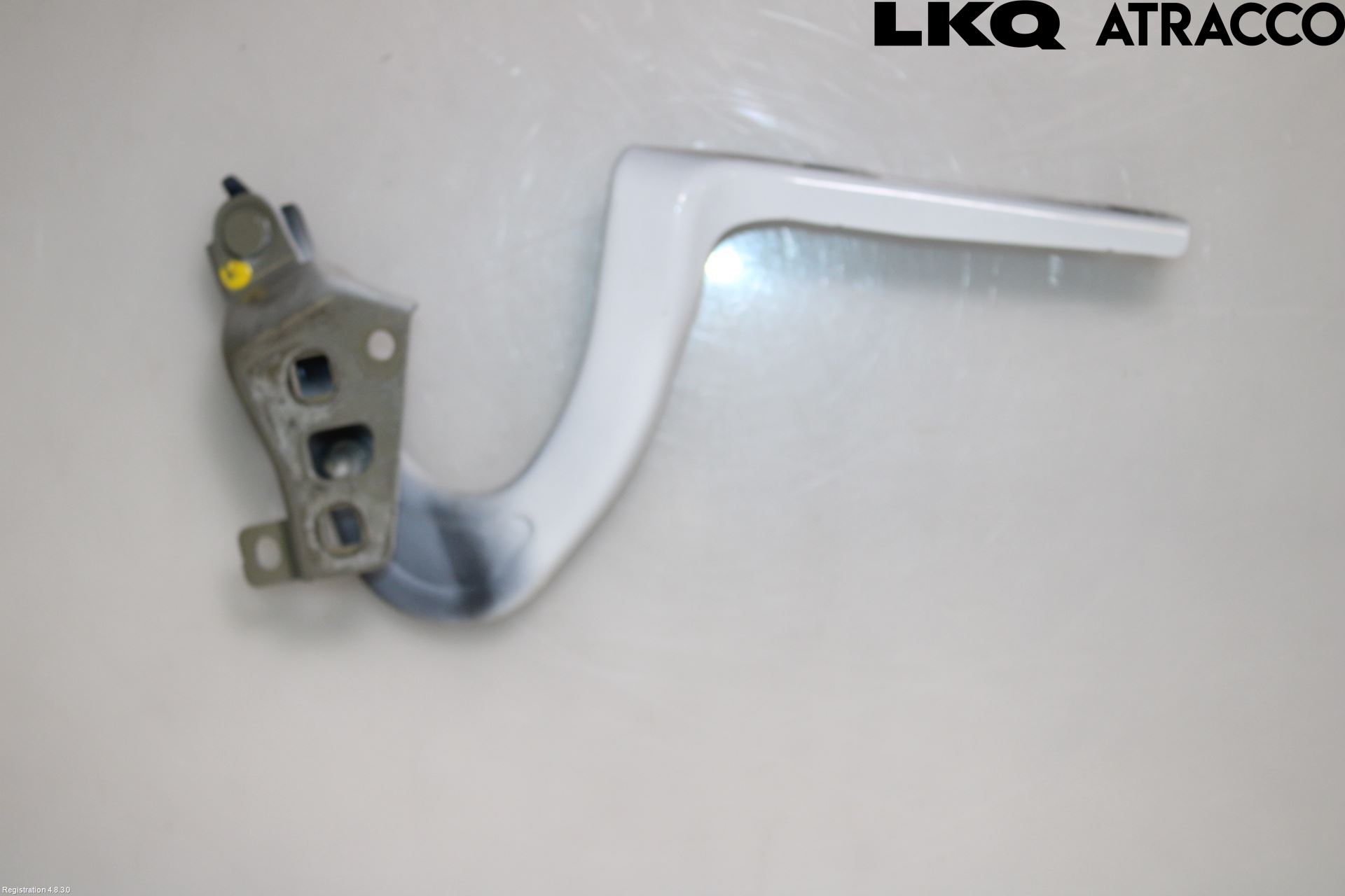 Tesla MODEL Y 21- Huvgångjärn