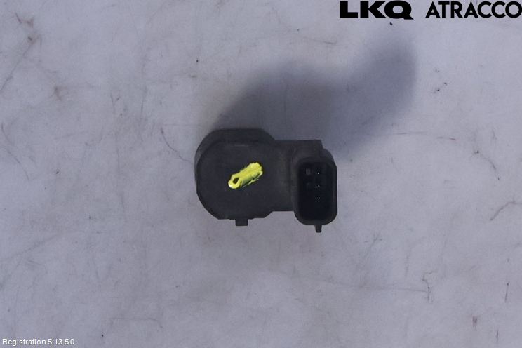 Nissan QASHQAI 14-17 Parkeringshjälp Backsensor