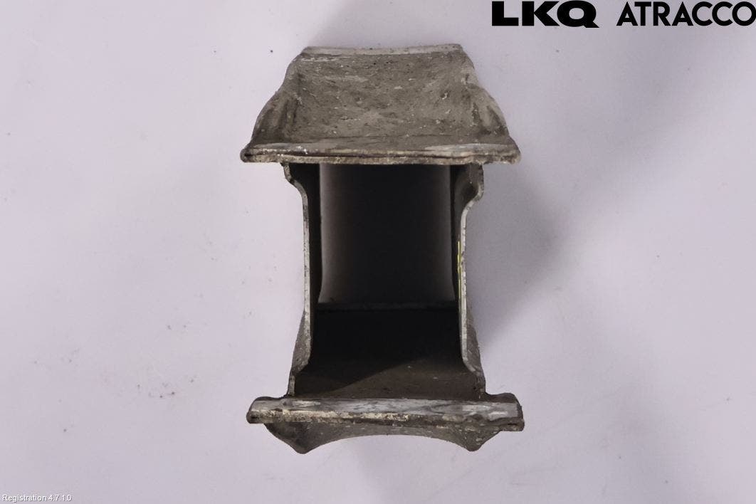 Mercedes-Benz MB C-KLASS (W204) 07-15 Stötfångarbärjärn Fram