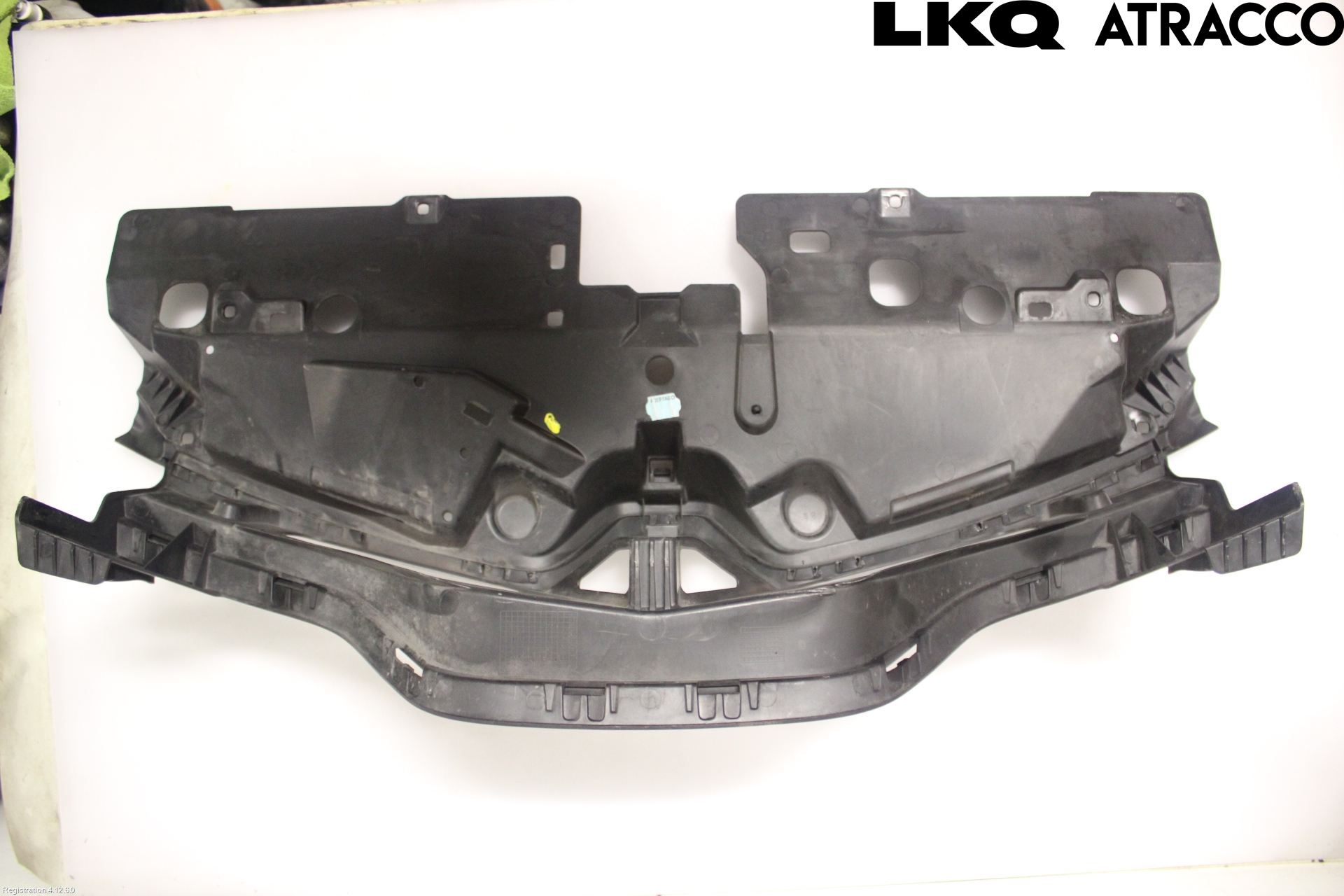 Renault CAPTUR 13-19 Front Huvlåsplåt-Balk