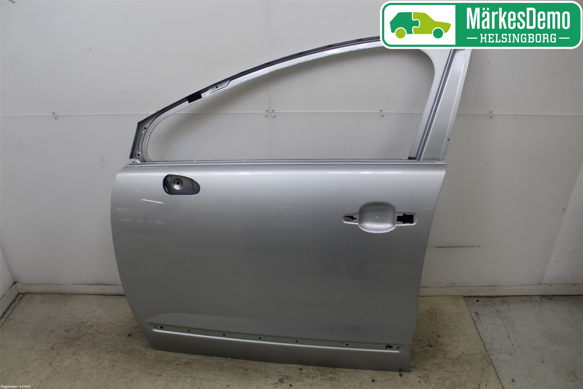 Peugeot 3008 09-16 Dörr Fram Vänster