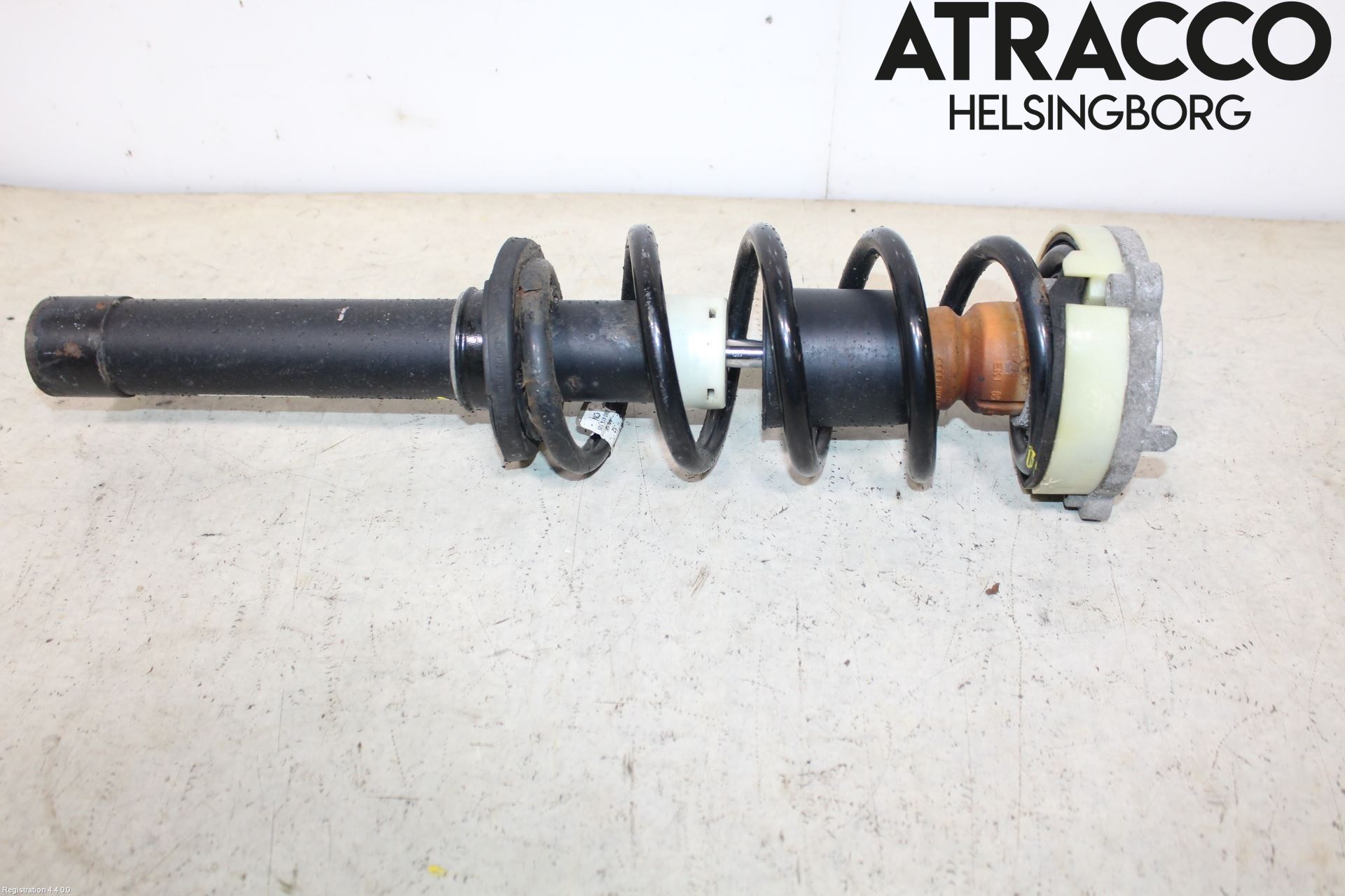 Audi A4/S4 B9 16-19 Fjäderben Fram Höger