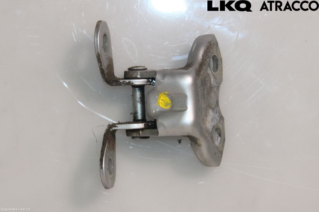 Toyota iQ Dörrgångjärn