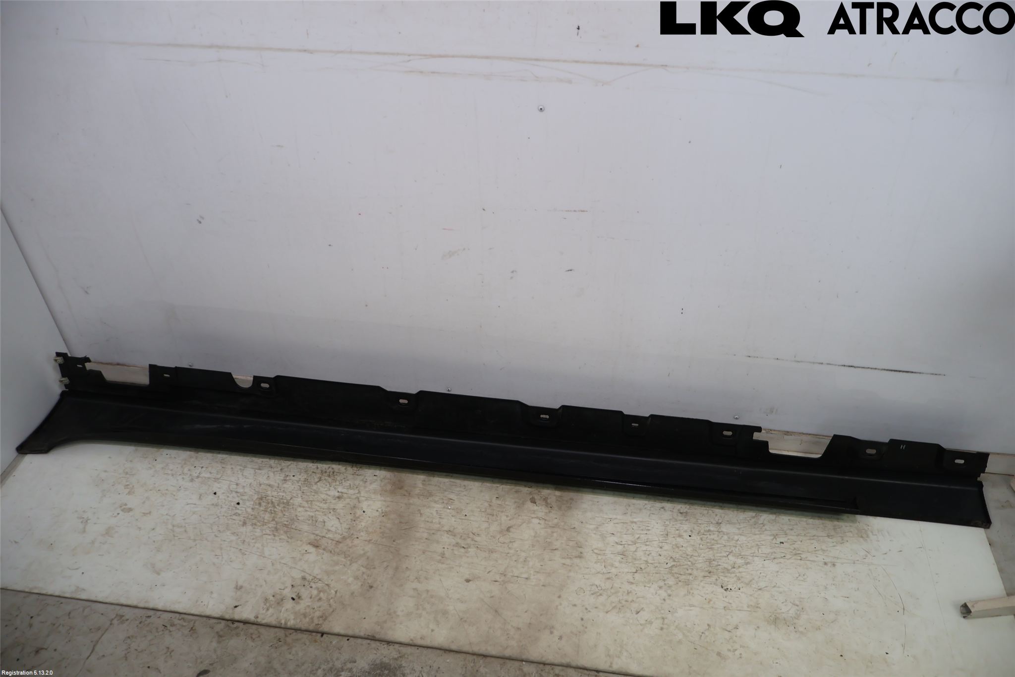 BMW 5 F10/F11/F18 09-17 Sidokjol Hö