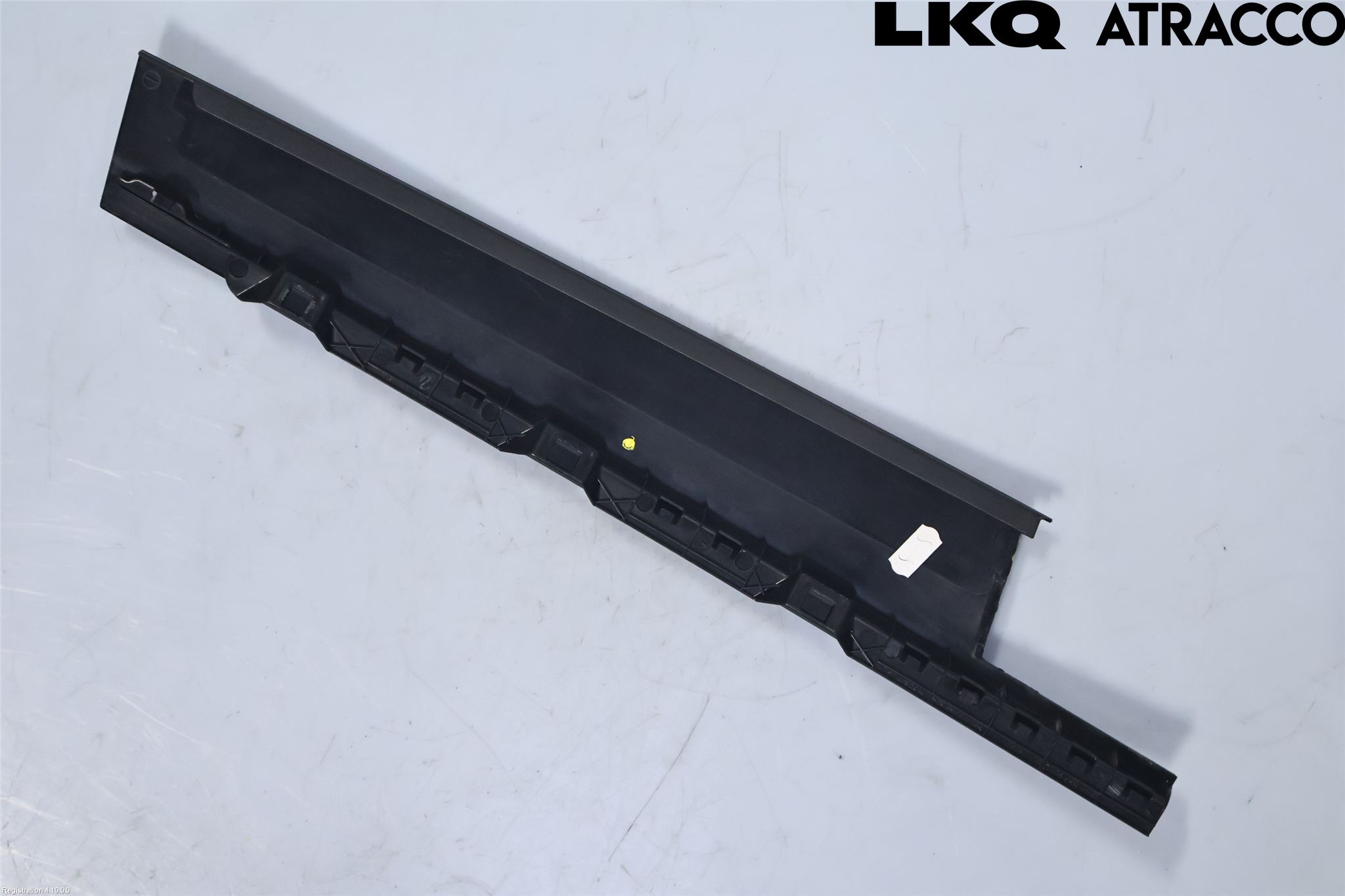 Volkswagen VW TIGUAN 16-24 Dörr Dekorlist Fram Hö