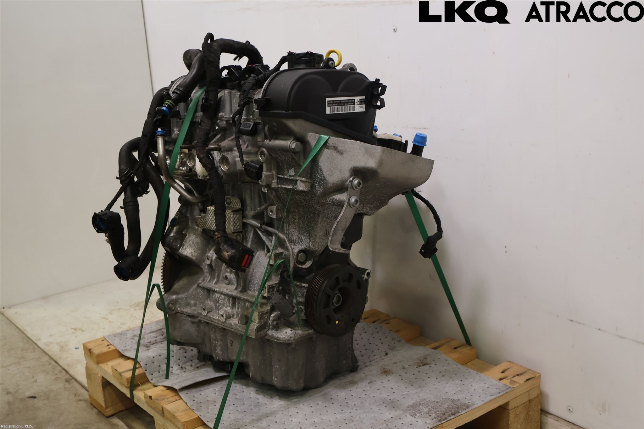 Skoda RAPID Motor Bensin