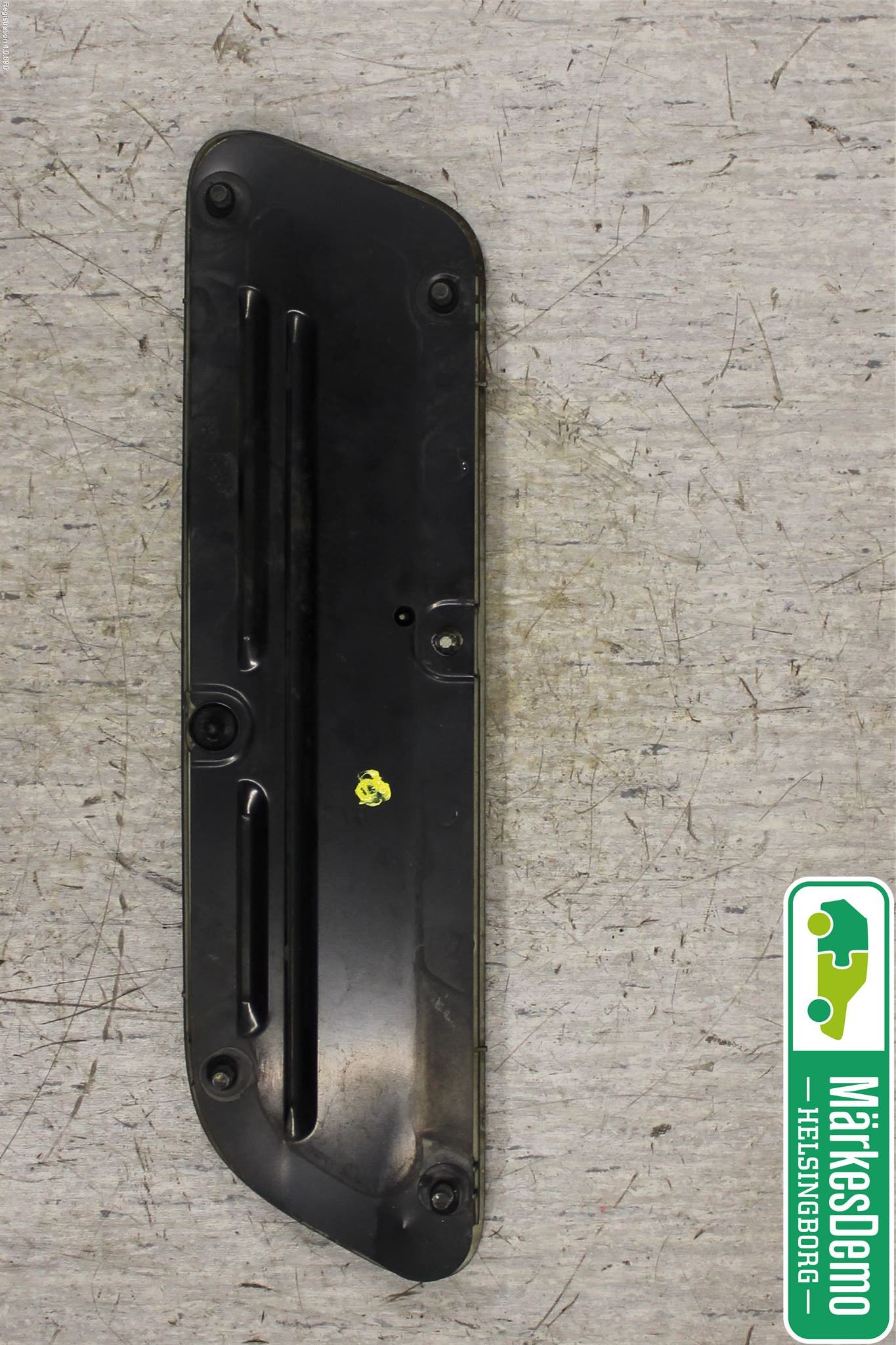 Mitsubishi LANCER 07-14 Huv Luftintag