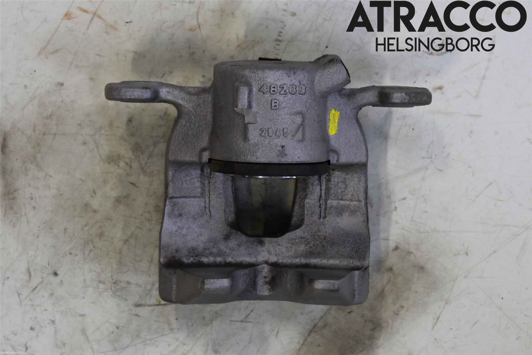 BMW 2 F45 Active Tourer 14-21 Bromsok Fram Höger