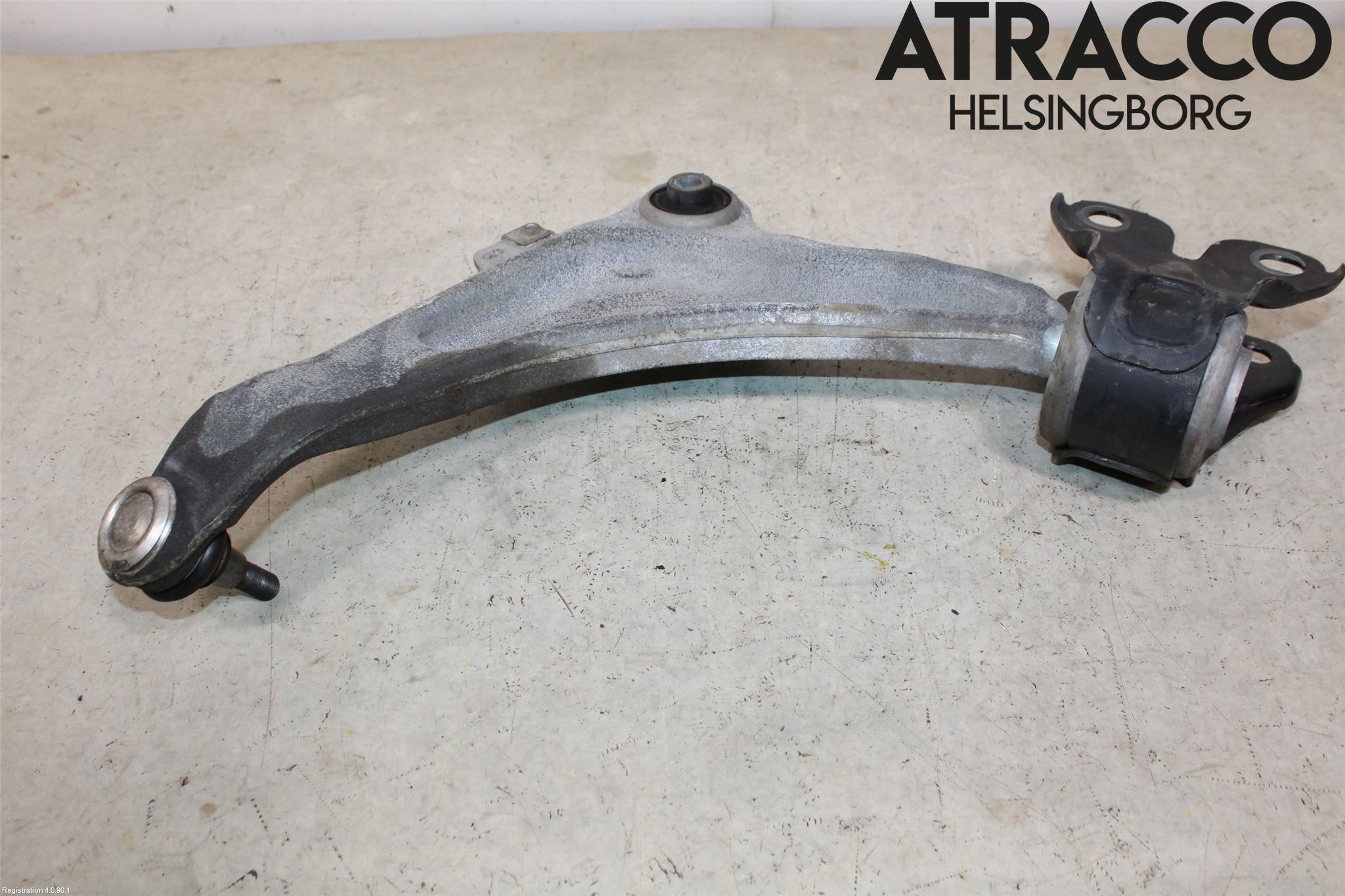 Volvo V60 11-13 Bärarm Fram Undre Hö