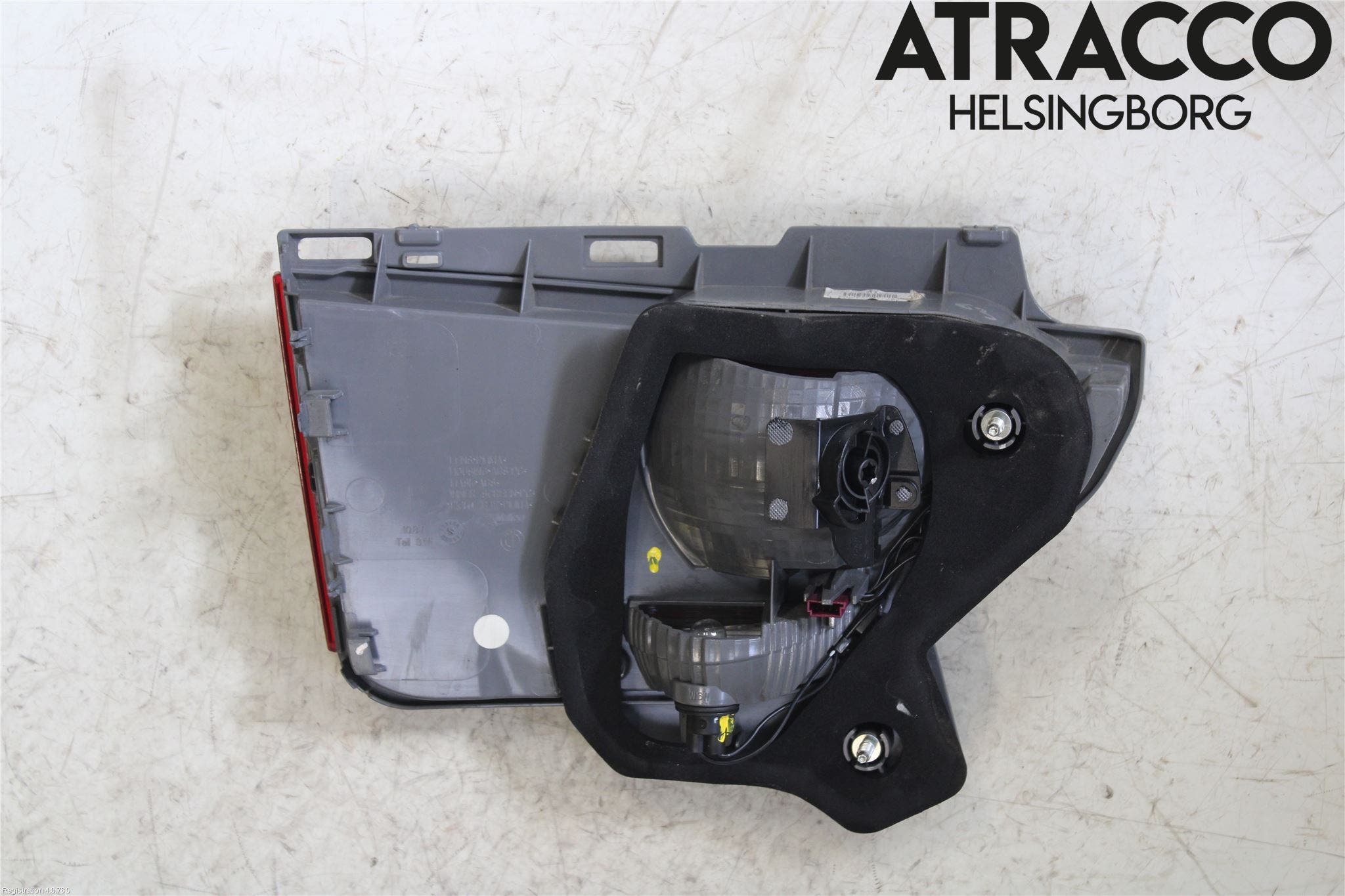 BMW 5 GT F07 09-17 Bakljus Lucka Hö