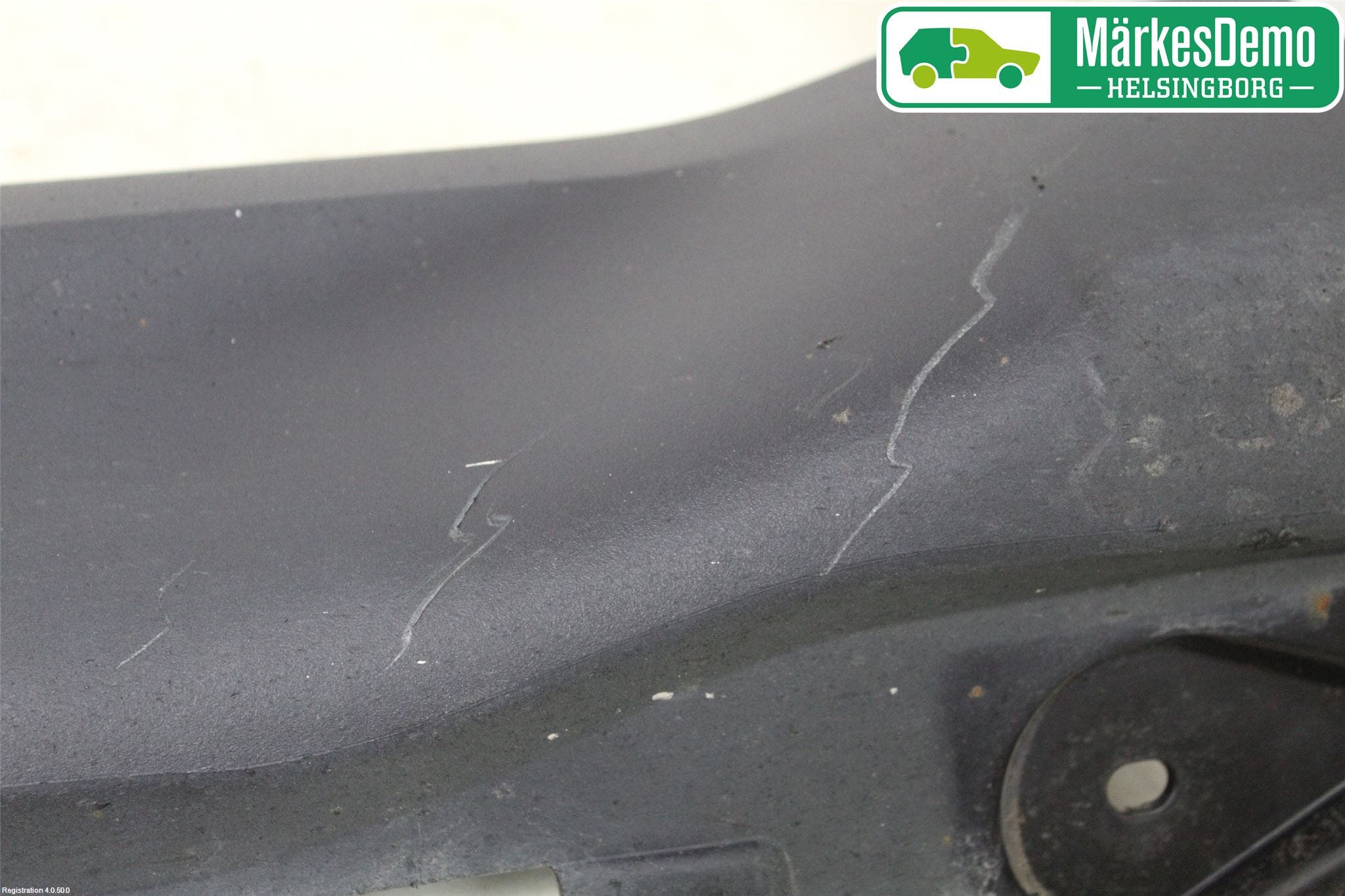 BMW X6 E71/E72   08-14 Sidokjol Hö