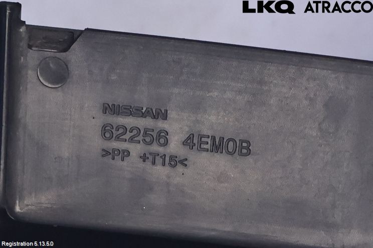 Nissan QASHQAI 14-17 Grilldel Höger